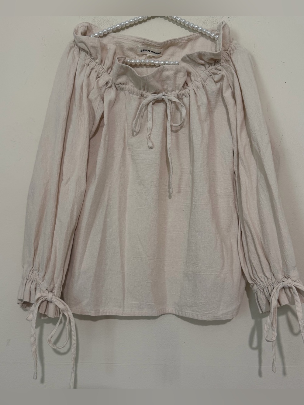 Sonderhaus The Ruth Blouse in Crema SIZE LARGE - Picture 3 of 7